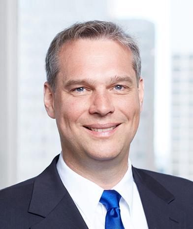 Porträt von Dr. Thorsten Bauer